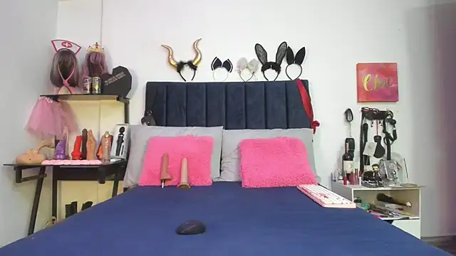 emmily giraldo online show from 06-09-26, 01:34