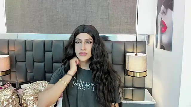 Snapshot of _cat_18 chatting on 12-04-24, 04:16 cat 18 online show from 12-04-24, 04:16