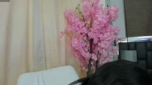 Snapshot of _cat_18 chatting on 03-21-25, 05:12 cat 18 online show from 03-21-25, 05:12