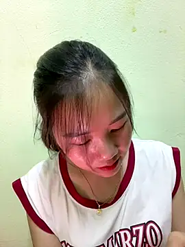 Snapshot of Baby-sexy96 chatting on 09-13-25, 04:18 Baby-sexy96 online show from 09-13-25, 04:18