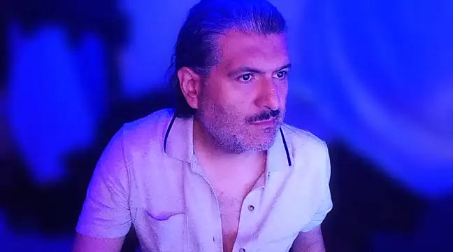 BushBator online show from 12-27-24, 05:09