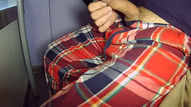 vladimirput4 online show from 12-19-24, 02:35