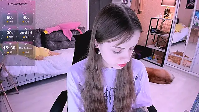 NaniMoore online show from 01-06-25, 06:14