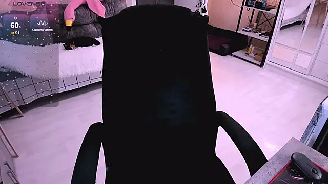 NaniMoore online show from 01-08-25, 09:21