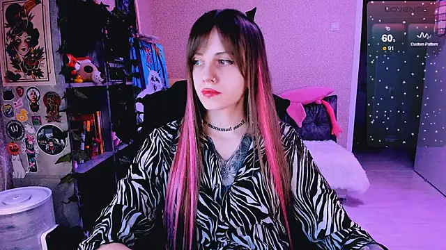 NaniMoore online show from 03-05-25, 08:10