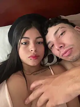 Snapshot of Dulce-diosa chatting on 02-16-25, 01:16 Dulce-diosa online show from 02-16-25, 01:16