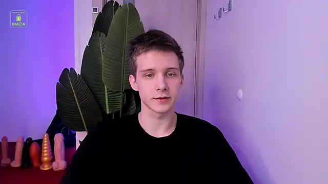 Snapshot of MarkGWalker chatting on 02-17-25, 10:40 MarkGWalker online show from 02-17-25, 10:40