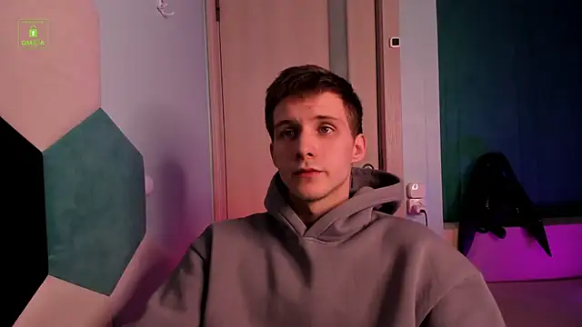 Snapshot of MarkGWalker chatting on 02-20-25, 04:39 MarkGWalker online show from 02-20-25, 04:39