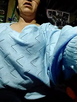 Snapshot of clarita_01 chatting on 09-29-25, 11:15 clarita 01 online show from 09-29-25, 11:15