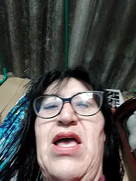 Snapshot of clarita_01 chatting on 10-03-25, 11:40 clarita 01 online show from 10-03-25, 11:40