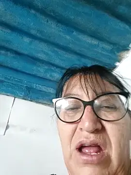 clarita 01 online show from 12-21-25, 01:40