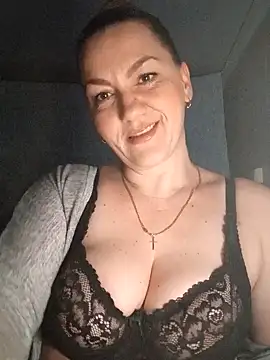 Ant0nina online show from 12-15-24, 10:04