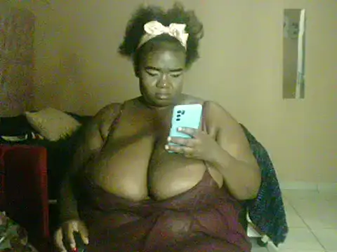 Snapshot of XXXGIANTBOOBS chatting on 01-09-25, 10:20 XXXGIANTBOOBS online show from 01-09-25, 10:20