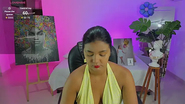 Snapshot of JANYLOVE__ chatting on 07-27-26, 10:44 JANYLOVE online show from 07-27-26, 10:44