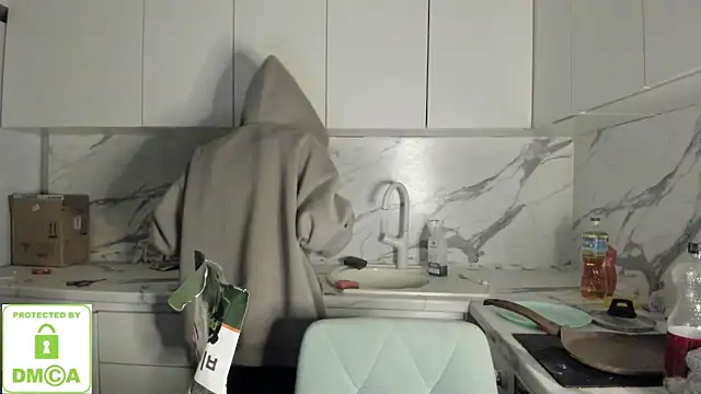 Snapshot of Ayesha_Thebestt chatting on 01-09-26, 10:33 Ayesha Thebestt online show from 01-09-26, 10:33