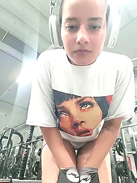 Snapshot of _vaness chatting on 01-22-25, 05:05 vaness online show from 01-22-25, 05:05