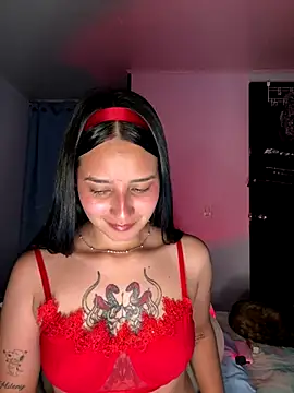 Snapshot of _vaness chatting on 10-08-25, 06:33 vaness online show from 10-08-25, 06:33