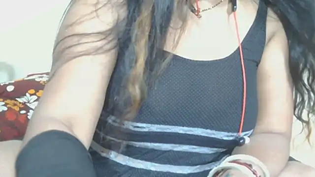 Cute Ruhi99 online show from 03-18-26, 06:27