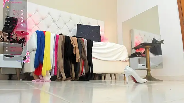 Sara Gomez online show from 02-16-25, 07:59