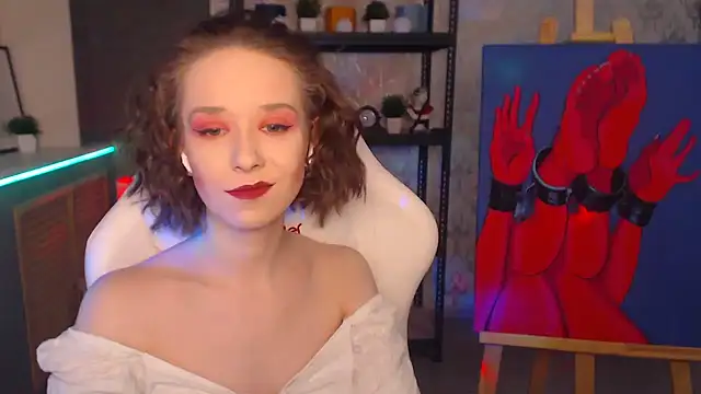 Snapshot of FascinatingEyess chatting on 12-30-24, 10:34 FascinatingEyess online show from 12-30-24, 10:34