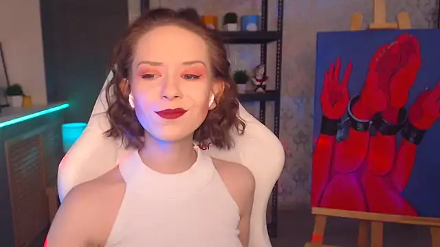 Snapshot of FascinatingEyess chatting on 01-09-25, 07:18 FascinatingEyess online show from 01-09-25, 07:18