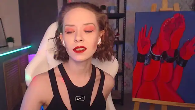 Snapshot of FascinatingEyess chatting on 01-12-25, 06:59 FascinatingEyess online show from 01-12-25, 06:59