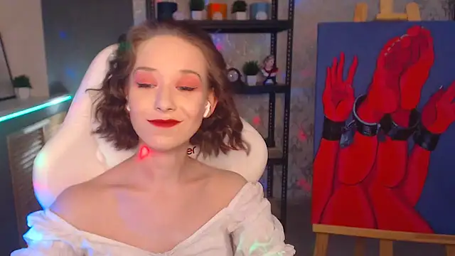 Snapshot of FascinatingEyess chatting on 01-16-25, 10:34 FascinatingEyess online show from 01-16-25, 10:34