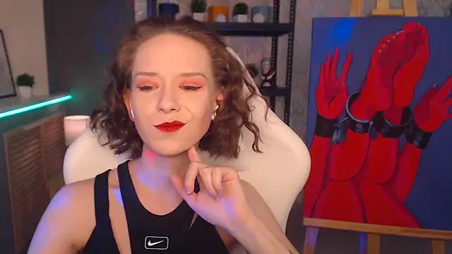 Snapshot of FascinatingEyess chatting on 01-25-25, 06:02 FascinatingEyess online show from 01-25-25, 06:02