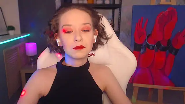 Snapshot of FascinatingEyess chatting on 02-11-25, 05:16 FascinatingEyess online show from 02-11-25, 05:16