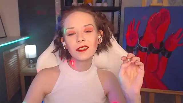 Snapshot of FascinatingEyess chatting on 02-17-25, 02:53 FascinatingEyess online show from 02-17-25, 02:53