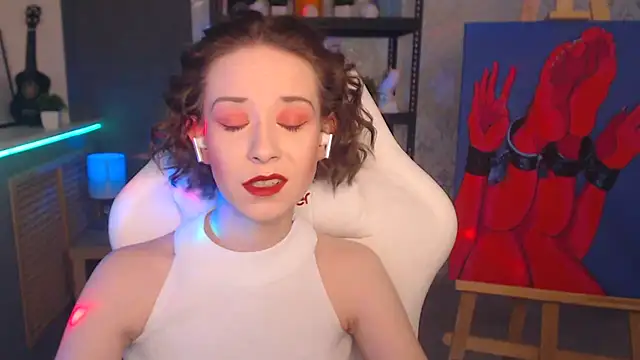 Snapshot of FascinatingEyess chatting on 03-01-25, 03:10 FascinatingEyess online show from 03-01-25, 03:10