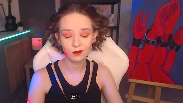 Snapshot of FascinatingEyess chatting on 03-19-25, 02:59 FascinatingEyess online show from 03-19-25, 02:59