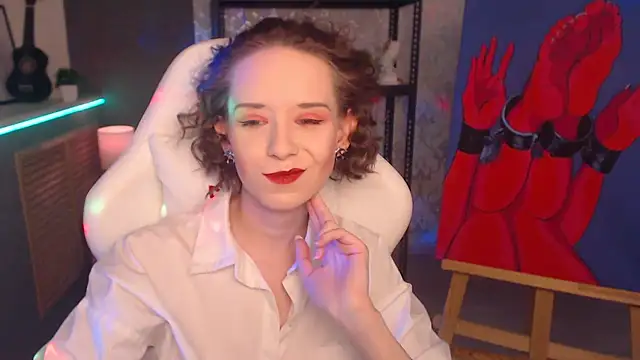 Snapshot of FascinatingEyess chatting on 03-22-25, 03:20 FascinatingEyess online show from 03-22-25, 03:20