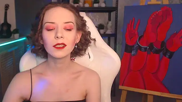 Snapshot of FascinatingEyess chatting on 10-05-25, 05:55 FascinatingEyess online show from 10-05-25, 05:55