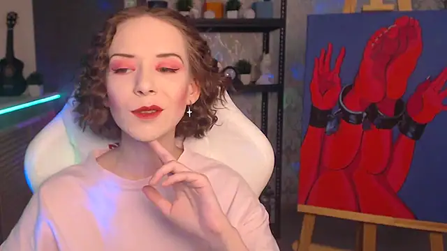 Snapshot of FascinatingEyess chatting on 10-10-25, 06:40 FascinatingEyess online show from 10-10-25, 06:40