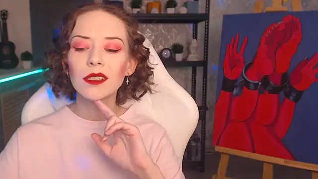 Snapshot of FascinatingEyess chatting on 10-31-25, 06:09 FascinatingEyess online show from 10-31-25, 06:09