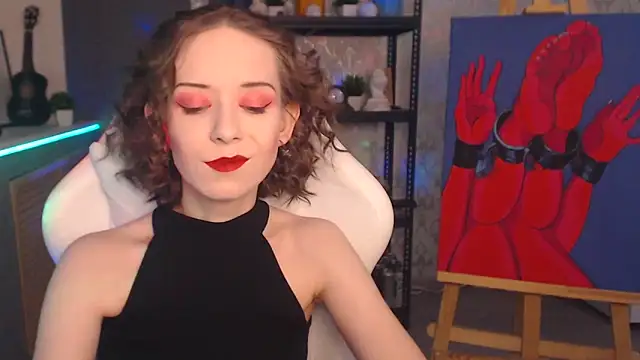 Snapshot of FascinatingEyess chatting on 11-24-25, 11:10 FascinatingEyess online show from 11-24-25, 11:10