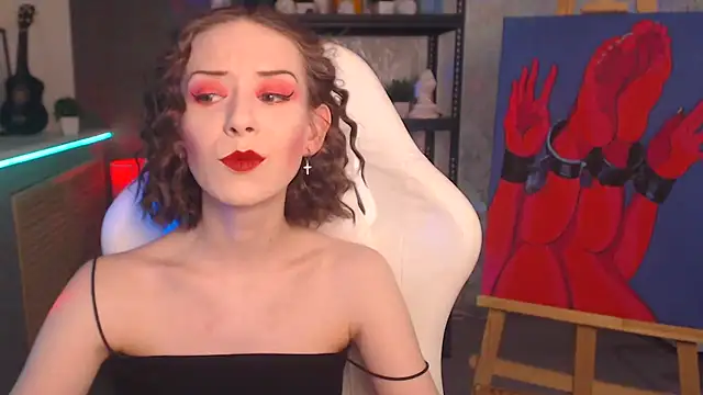 Snapshot of FascinatingEyess chatting on 11-30-25, 10:47 FascinatingEyess online show from 11-30-25, 10:47