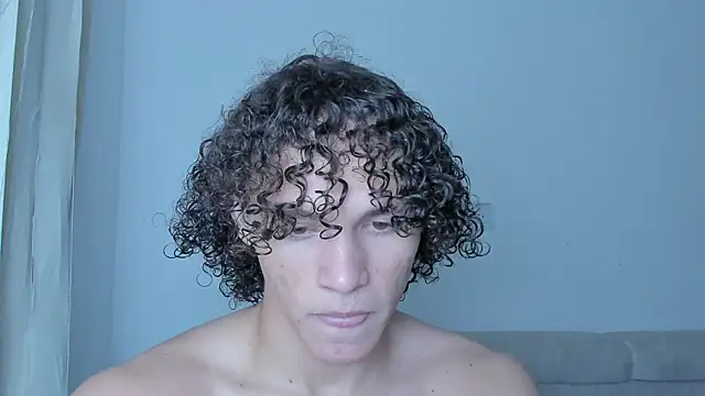 Snapshot of laurent_nova chatting on 02-08-25, 03:52 laurent nova online show from 02-08-25, 03:52