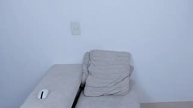 Snapshot of laurent_nova chatting on 03-13-25, 09:59 laurent nova online show from 03-13-25, 09:59