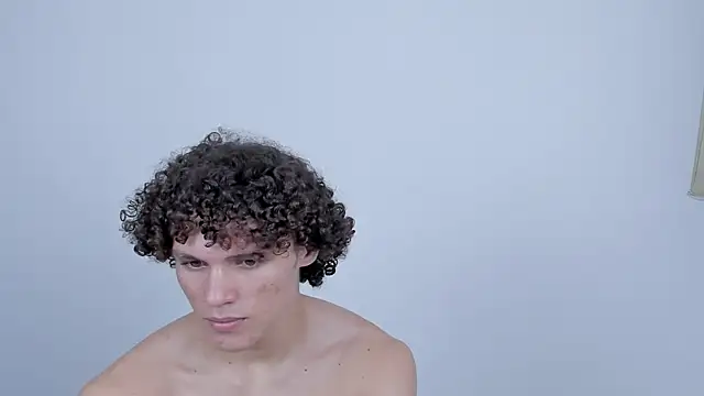 Snapshot of laurent_nova chatting on 03-16-25, 10:20 laurent nova online show from 03-16-25, 10:20