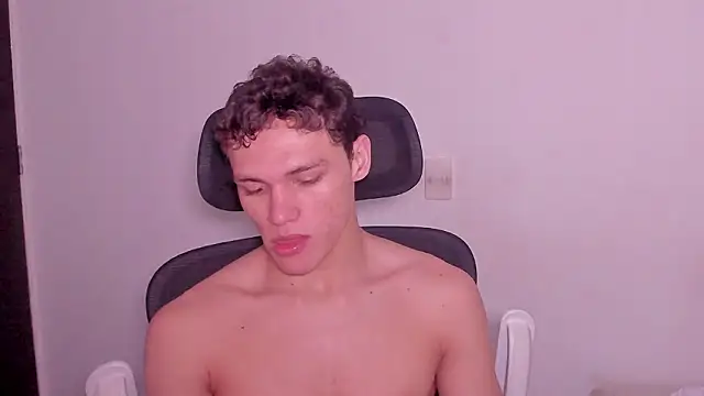 laurent nova online show from 03-09-26, 12:42