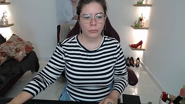 Snapshot of zehra_sanem chatting on 04-30-26, 01:50 zehra sanem online show from 04-30-26, 01:50