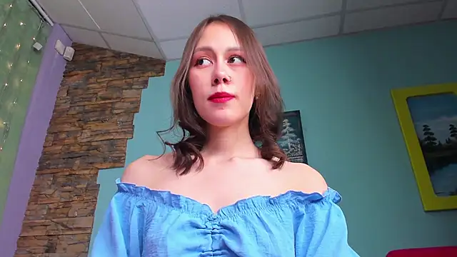 Snapshot of SofiaSolar chatting on 01-30-25, 07:29 SofiaSolar online show from 01-30-25, 07:29