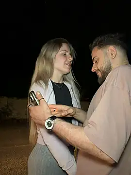 Snapshot of Holly-Glamour chatting on 07-25-26, 08:28 Holly-Glamour online show from 07-25-26, 08:28