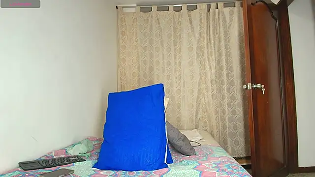 Luciana Ortiz1 online show from 04-21-26, 03:02