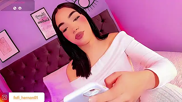 Snapshot of Sofi_hdz chatting on 11-22-25, 09:36 Sofi hdz online show from 11-22-25, 09:36