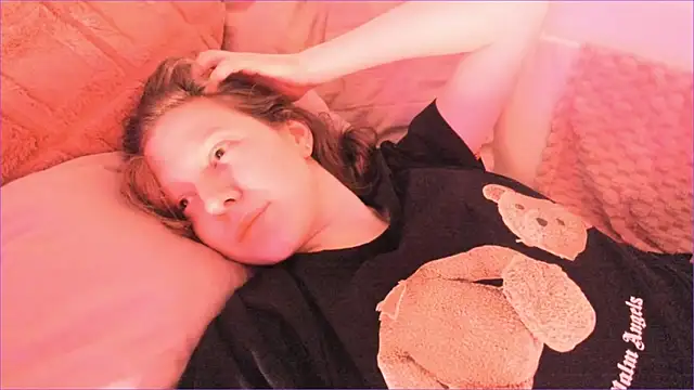 Viktoria Oliverr online show from 09-22-25, 04:58