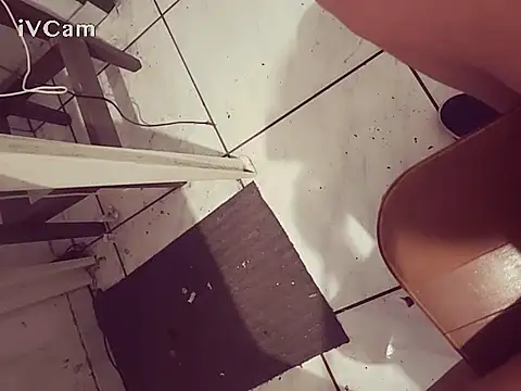 Snapshot of Comandante1000 chatting on 09-28-25, 06:52 Comandante1000 online show from 09-28-25, 06:52