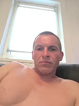 AttractiveSilk5 online show from 06-06-26, 11:48